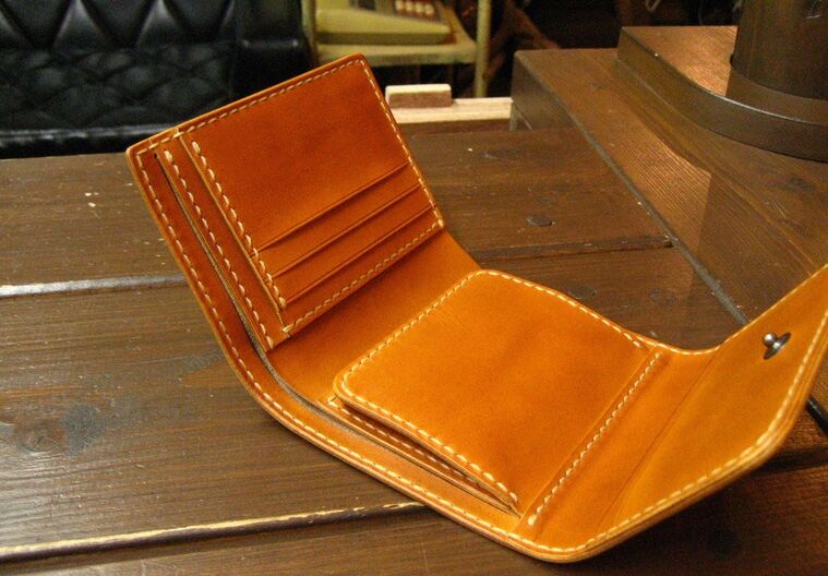 выкройка бумажника из кожи